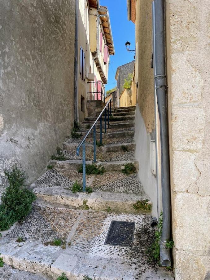 Le Colore- T2 Confortable Avec Vue Sur Nérac Esterno foto